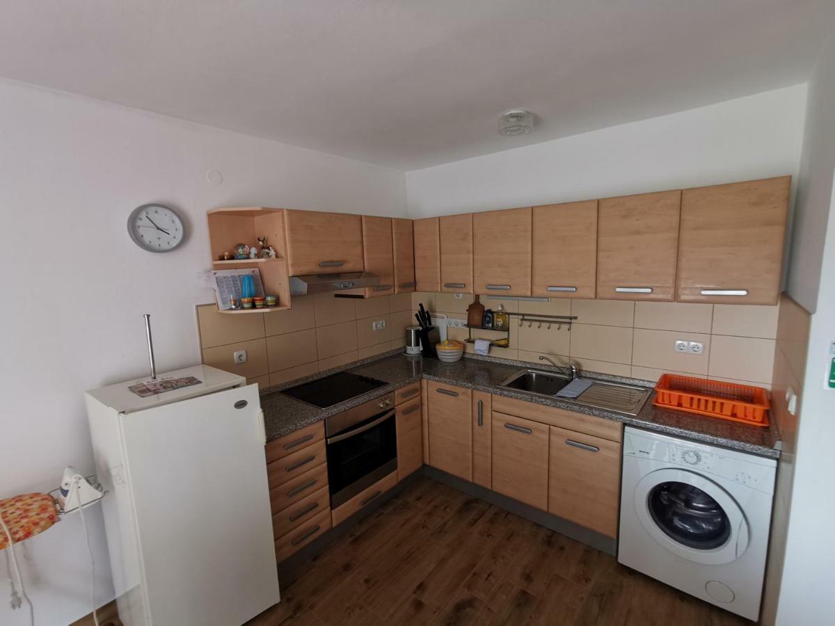 Apartment Martina Banjol Екстер'єр фото